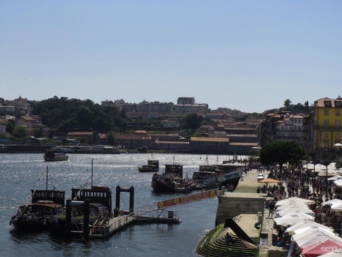 Porto National Theatre Trendy Houses Exterior foto